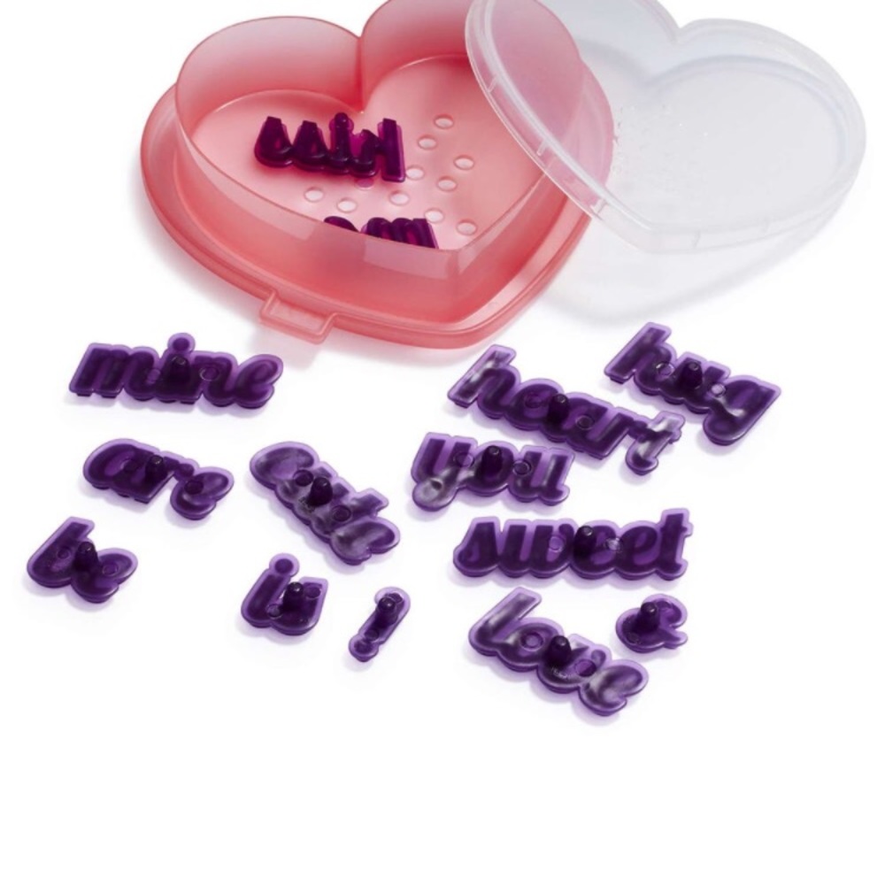 Sur La Table - Heart Cookie Cutter w/ Message Stamp set